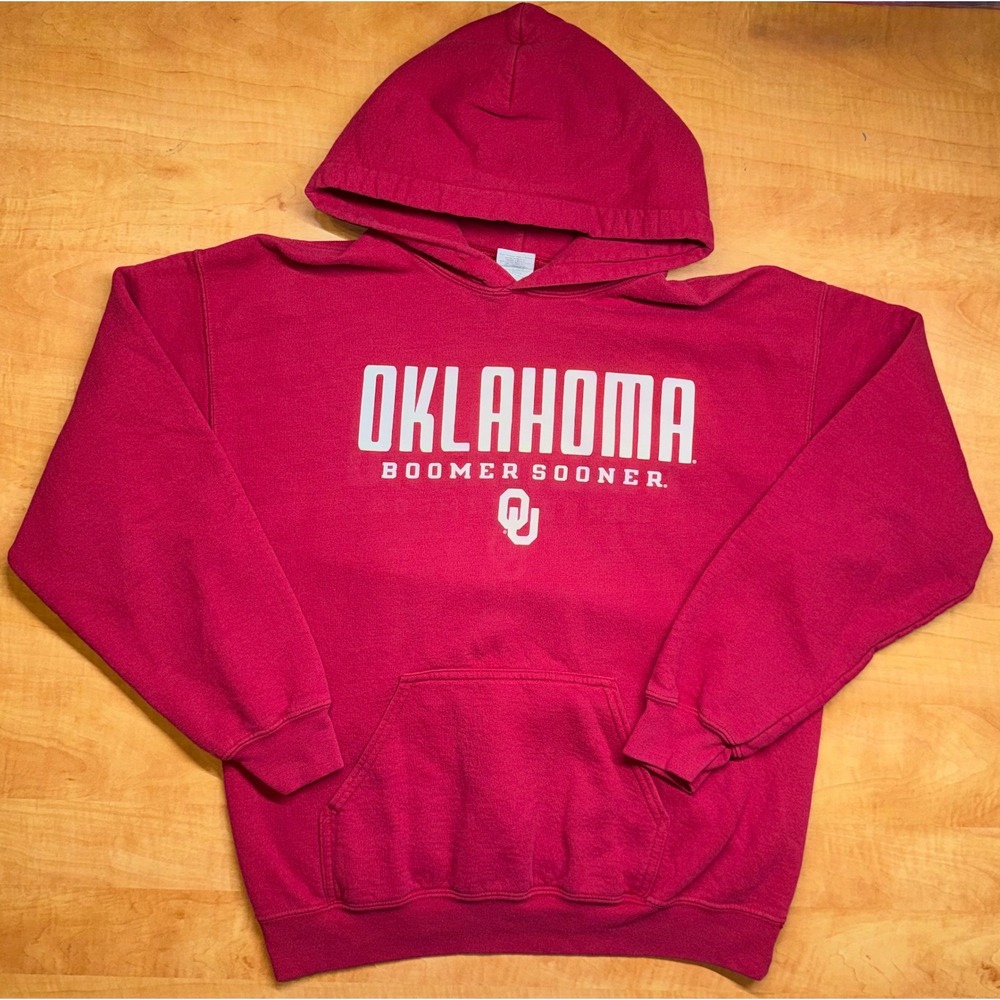 Gildan Oklahoma Boomer Sooner Hoodie Crimson Red OU Sweatshirt Mens Medium
